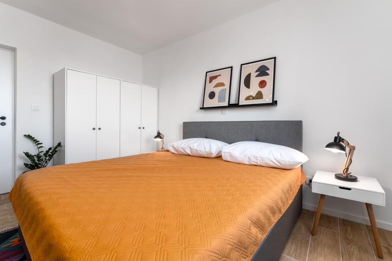 Port Apartment Rijeka Exterior photo